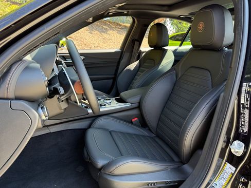 New 2025 Alfa Romeo Giulia w/ Driving Assist Package image 14