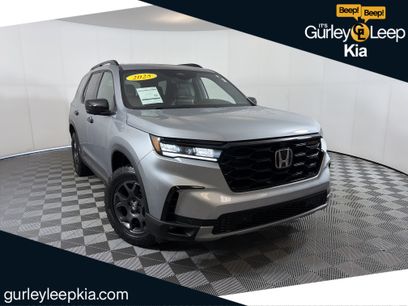 Used 2025 Honda Pilot TrailSport