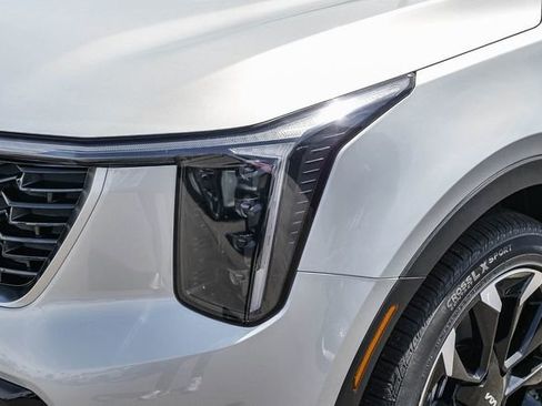 New 2026 Kia Sorento EX FWD image 11