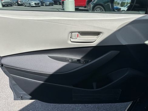 Used 2026 Toyota Corolla LE FWD image 10