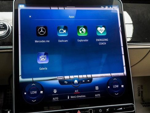 Used 2023 Mercedes-Benz S 580 4MATIC Sedan image 23