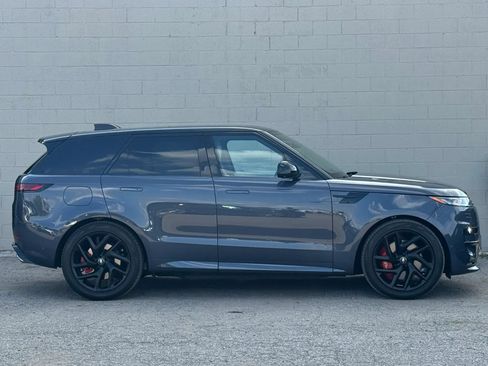 Used 2024 Land Rover Range Rover Sport Autobiography AWD/4WD image 12