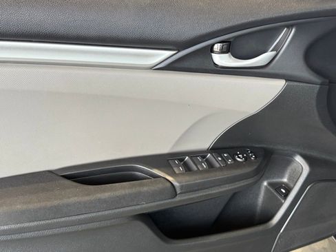 Used 2021 Honda Civic LX image 17