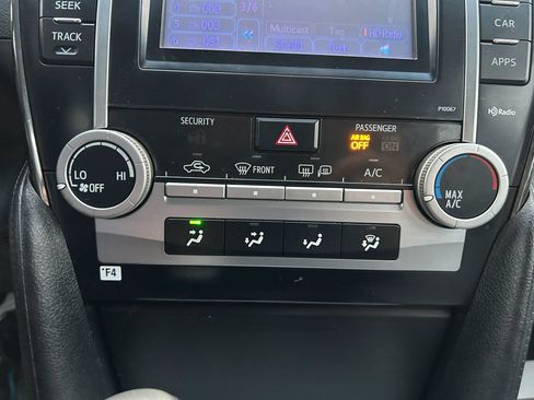Used 2012 Toyota Camry SE FWD image 21