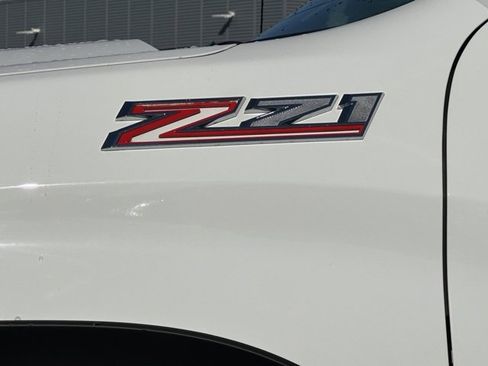 Used 2022 Chevrolet Silverado 1500 LT Trail Boss w/ Bed Protection Package image 13