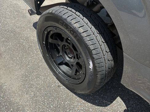 Used 2018 Ford F150 XLT RWD image 16