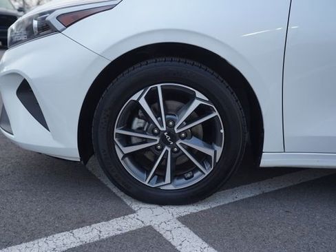 Used 2023 Kia Forte LXS image 10