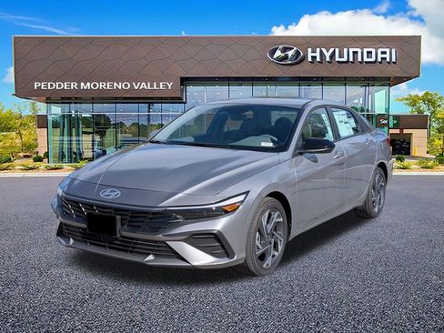 New 2025 Hyundai Elantra SEL image 7