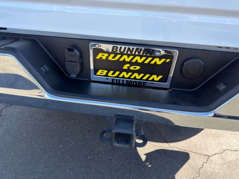 Used 2024 Chevrolet Silverado 2500 LT image 19