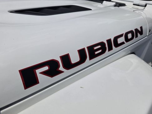Used 2021 Jeep Wrangler Unlimited Rubicon AWD/4WD image 6