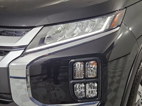Used 2023 Mitsubishi Outlander Sport AWD image 28