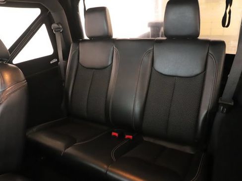 Used 2016 Jeep Wrangler Sahara AWD/4WD image 24