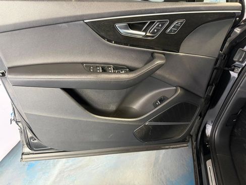 Used 2023 Audi Q7 3.0T Premium Plus image 11