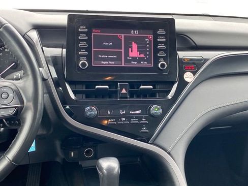 Used 2023 Toyota Camry SE image 8