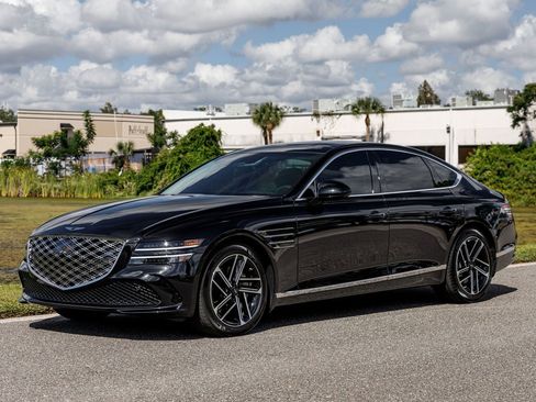 Used 2025 Genesis G80 2.5T Advanced image 7