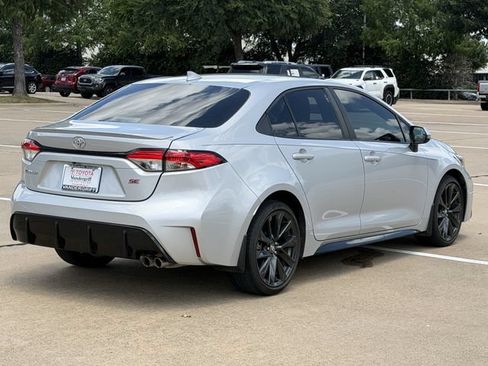 Used 2023 Toyota Corolla SE FWD image 4