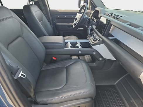 Certified 2025 Land Rover Defender 110 S image 10
