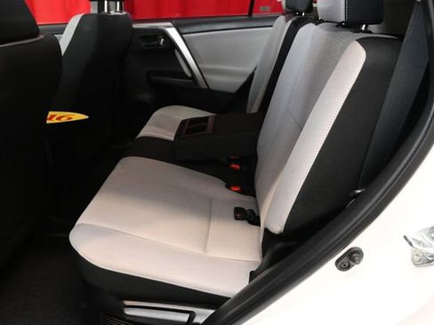Certified 2016 Toyota RAV4 XLE image 3