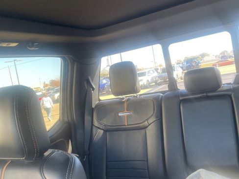 Used 2024 Ford F250 Platinum w/ FX4 Off-Road Package image 13