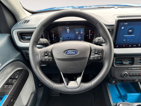 Used 2025 Ford Maverick XLT w/ XLT Luxury Package image 15