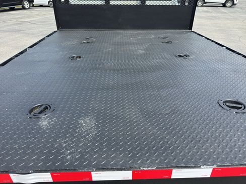 Used 2016 RAM 3500 Tradesman w/ Chrome Appearance Group AWD/4WD image 9