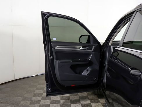 Used 2021 Volkswagen Atlas SEL image 22