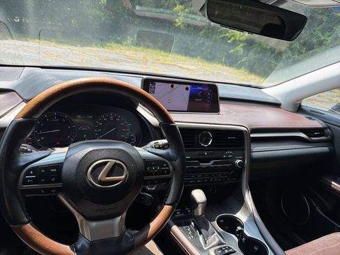 Used 2017 Lexus RX 350 AWD w/ Premium Package image 17