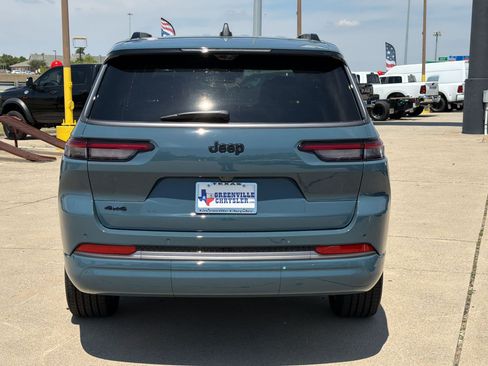 New 2026 Jeep Grand Cherokee L Limited AWD/4WD image 10