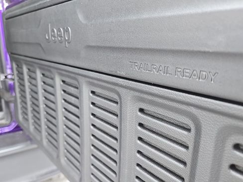 Used 2023 Jeep Wrangler Unlimited Rubicon w/ LED Lighting Group image 47