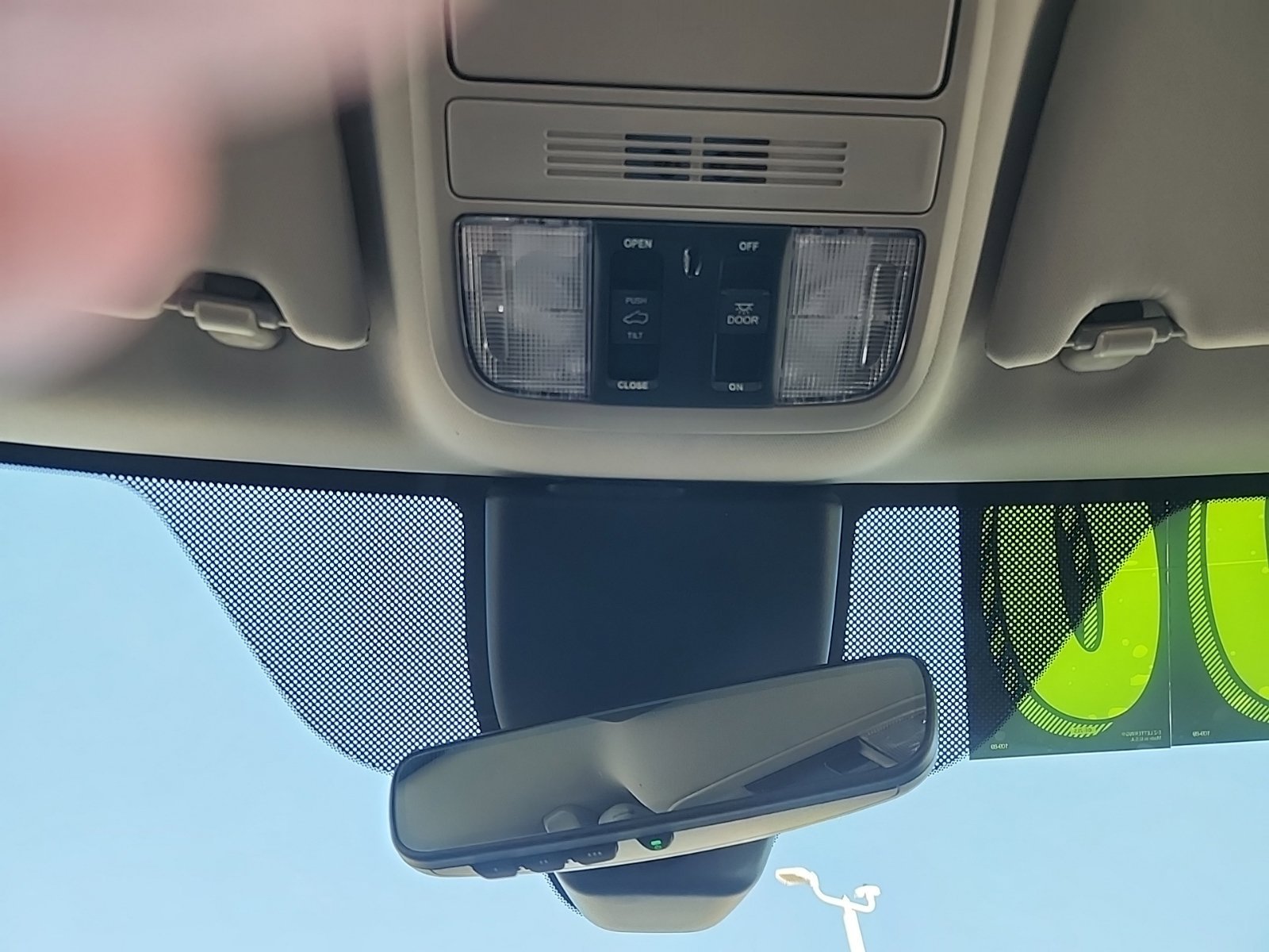 Used 2025 Honda Odyssey Touring image 27