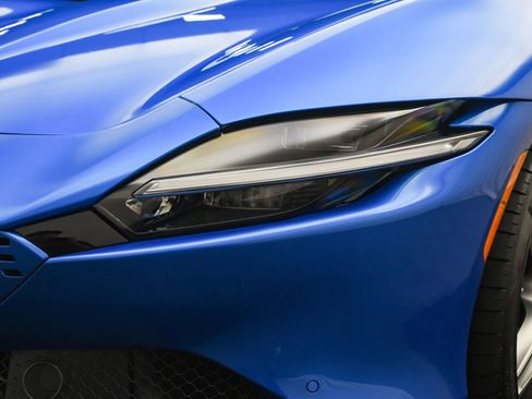 Used 2025 Ferrari Roma Spider image 31