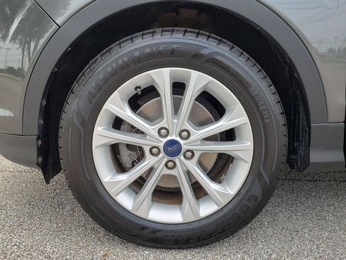 Used 2017 Ford Escape SE FWD image 27