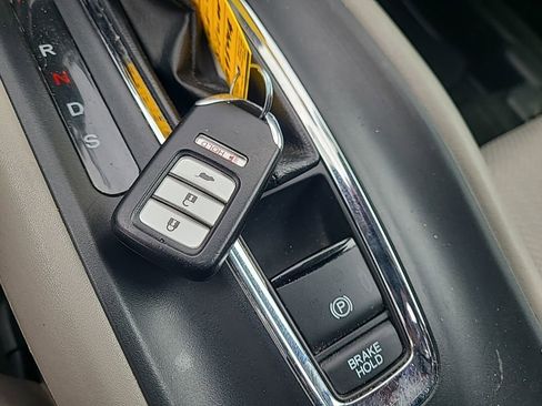 Used 2016 Honda HR-V EX image 22