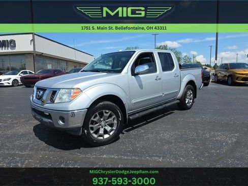 Used 2015 Nissan Frontier SL w/ Moonroof Package AWD/4WD image 1