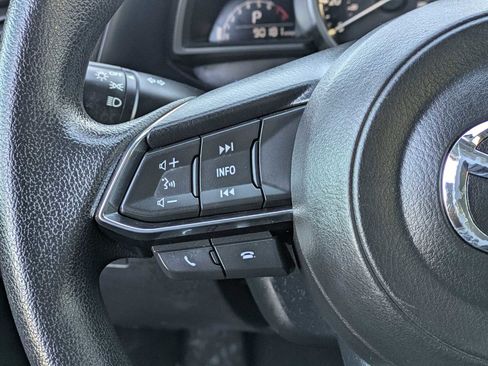 Used 2018 MAZDA MAZDA3 Sport image 18