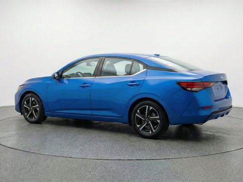 Used 2025 Nissan Sentra SV FWD image 6