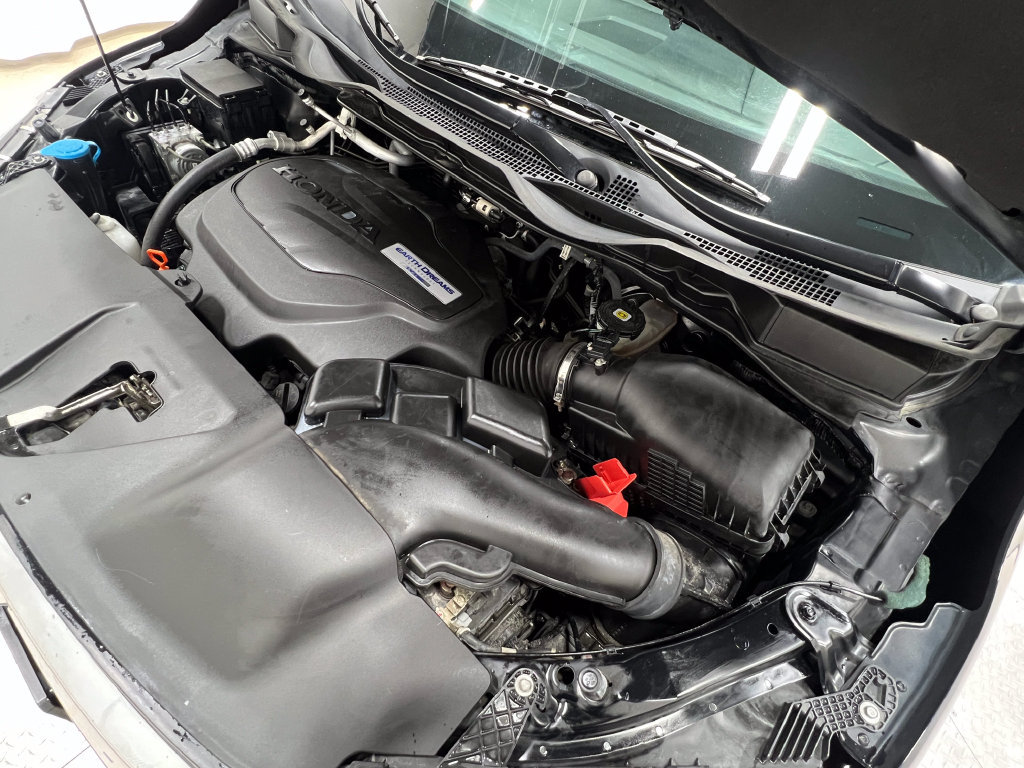Used 2018 Honda Odyssey Elite image 32