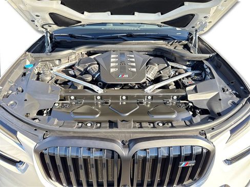 New 2026 BMW X7 M60i w/ Executive Package image 11