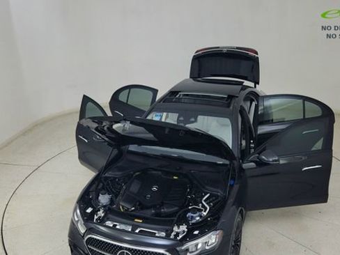 Used 2024 Mercedes-Benz E 350 4MATIC Sedan w/ Multicontour Seating Package image 85