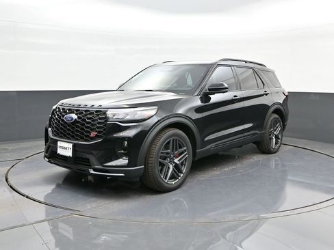 New 2026 Ford Explorer ST w/ Sun And Sound Package image 32