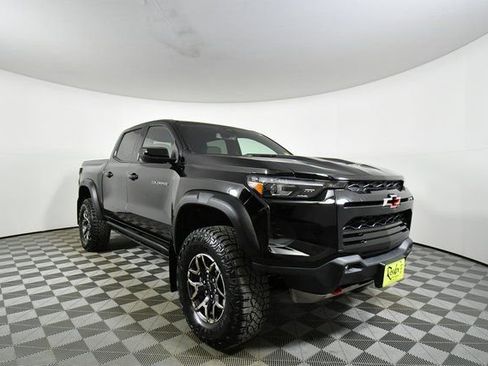 Used 2026 Chevrolet Colorado ZR2 image 8