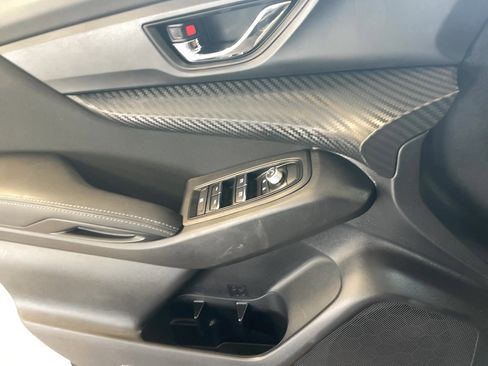 Used 2024 Subaru Ascent Premium w/ Convenience Package image 13