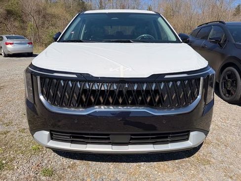 New 2026 Kia Carnival FWD image 5