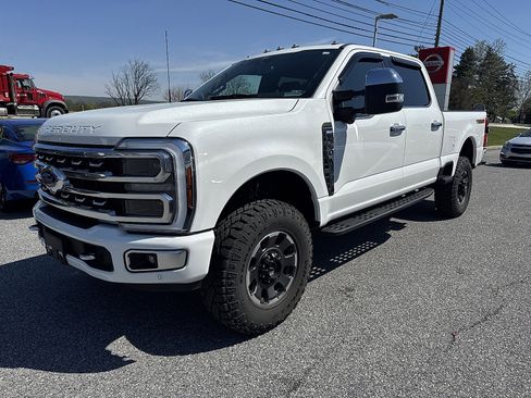 Used 2024 Ford F350 Platinum w/ Tremor Off-Road Package AWD/4WD image 10