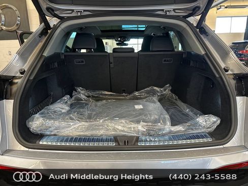 Used 2025 Audi Q5 Premium AWD/4WD image 27
