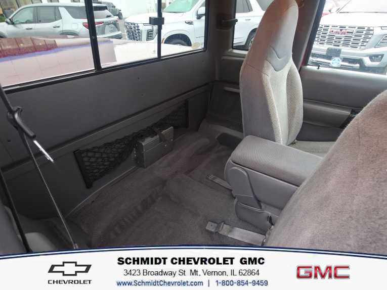 Used 2000 Ford Ranger XL AWD/4WD image 9