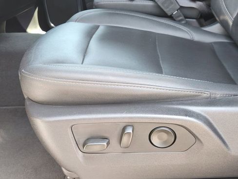 Used 2024 GMC Sierra 1500 SLT image 22