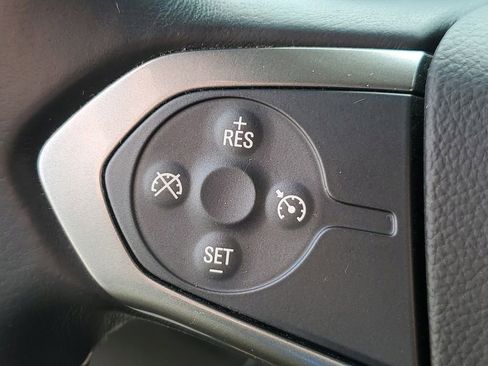 Used 2018 Chevrolet Silverado 1500 LT w/ Texas Edition image 12