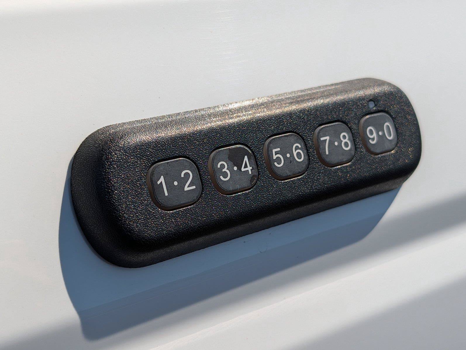 Used 2021 Ford Bronco Badlands AWD/4WD image 38