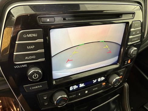 Used 2023 Nissan Maxima SV w/ Floor Mat Group image 32